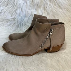 Sam Edelman Packer Leather Taupe Side Zip Stacked Heel Ankle Boots Size‎ 9.5